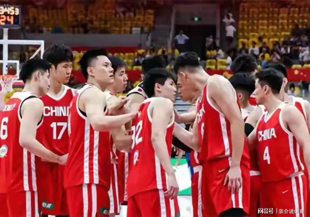 中国男篮决战卡塔尔，突收两大好消息，超级外援帮忙，篮协要出手（封面配图）